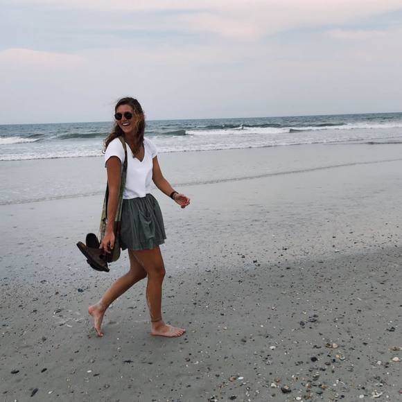 Meet your Posher, Bridget - Picture 1 of 1